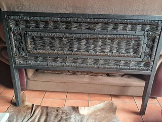 Headboard Dubble Bed