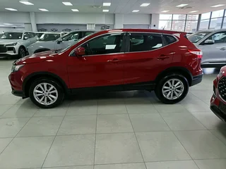 AUTOMATIC SUVS UNDER R200 000