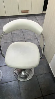 Chair that adjusts