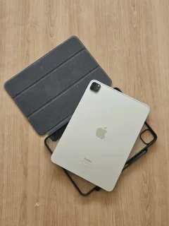iPad Pro 11-inch 4th Gen M2 512GB Wi-Fi ONLY
