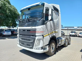 2019 Volvo FH440 Low Roof with Lifting Axle & Retarder (TT 584)