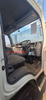2018 Isuzu NPR400 Selling AS IS (TT 749)