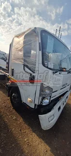 2018 Isuzu NPR400 Selling AS IS (TT 749)