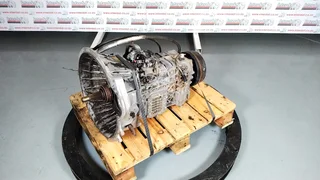 Used Isuzu MYY6E Gearbox