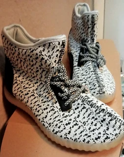 Izy Style High Top LED Sneakers White