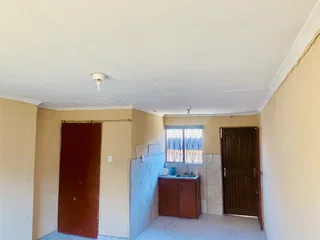 Bachelor Room for rent