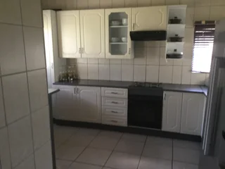 House To Share in Kew . Johannesburg