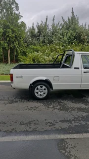 2002 Volkswagen Caddy Bakkie 1.6 Carburetor (Aircon spec)