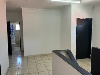 Safe &amp; Clean Student Room In Sunnyside