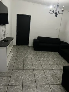 Safe &amp; Clean Student Room In Sunnyside