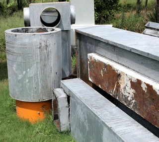 Extractor fan and hoods , complete system for restaurant