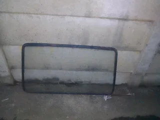 Golf 1 back glass