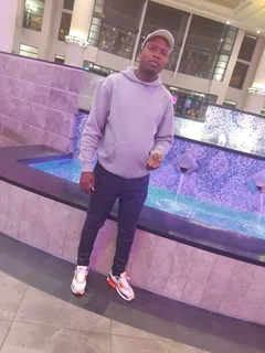 Looking For A Job As A Payloader/dump Or Security (grade A) As A Tactical Or Armed Response Officer