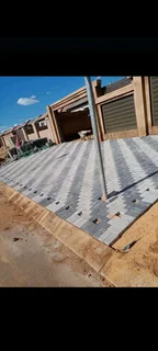 Masters of paving and painting