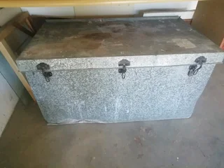 Steel trunk 1.2m