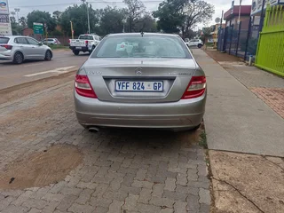 2009 Mercedes-Benz C-Class Sedan
