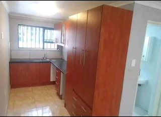 Open Bachelor Flat