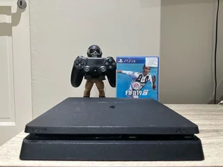 Playstation 4 Slim