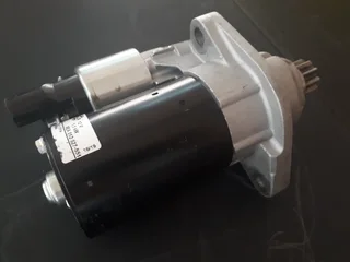 Hella Starter Motor - 12V - 1.1kW - for e.g. VW Golf V (1K1) and Polo 8EA012527-551BRAND NEW