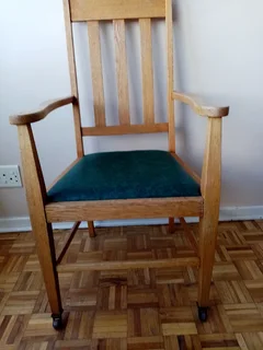 Vintage Solid Oak Armchair with Green Seat – Excellent Condition