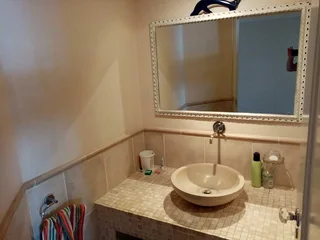 Spacious Room to Rent (Mountain View) in Penthouse-Style Apartment — Available 1 Jan 2026