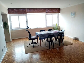 Spacious Room to Rent (Mountain View) in Penthouse-Style Apartment — Available 1 Jan 2026