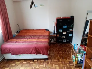 Spacious Room to Rent (Mountain View) in Penthouse-Style Apartment — Available 1 Jan 2026