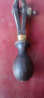 1&#34; hand held vice.