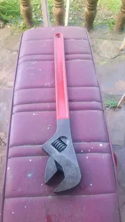 Bahco 86 wrench, 24 inch.