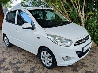 2015 Hyundai i10 1.1 GLS, White Polar with 109000km available.