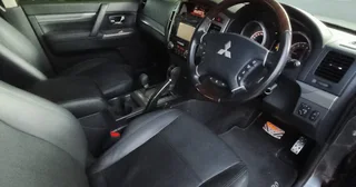 2019 Mitsubishi Pajero 3.2 DiD GLX Exceed LWB AT, Gray Sparkling  with 142000km R599900