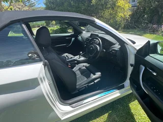 2015 BMW 220i Convertible Luxury Line Steptronic, White Alpine Black Dakota lth with 70000km availab