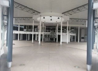 Retail Dealership To Let