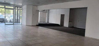 Retail Space To Let