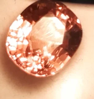 Fire Zircon 3.96 ct certified