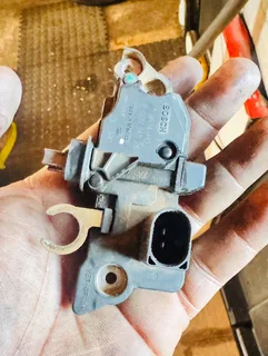 Vw polo 9n engine 1.4 1.6 alternator regulator