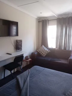 Secure Beacon Bay Fully Furnished Bachelor Flat for Rent including Wif