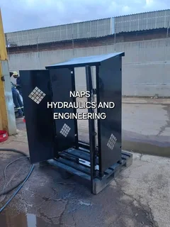 Hydraulic gas shelter