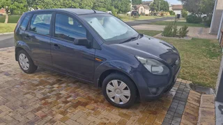 2010 Ford Figo Hatchback
