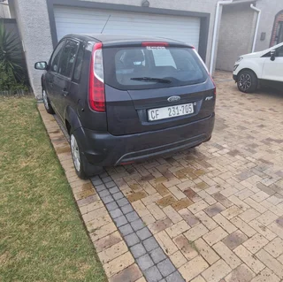 2010 Ford Figo Hatchback