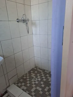 2 bed unit avail for immediate occupation