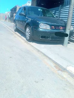 2002 Volkswagen Golf Sedan