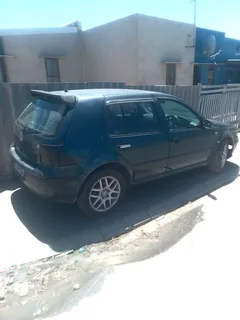 2002 Volkswagen Golf Sedan