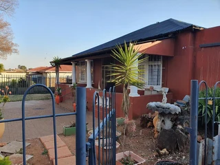 House in Delarey For Sale