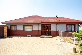 4 Bedroom House for Sale in Chrisville