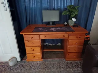 Large Pine Desk