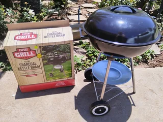 Expert grill 43cm charcoal kettle braai