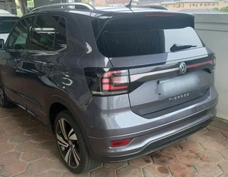 2022 VW T CROSS 1.5 TSI RLINE DSG 0.8.2.9.6.8.0.4.6.0
