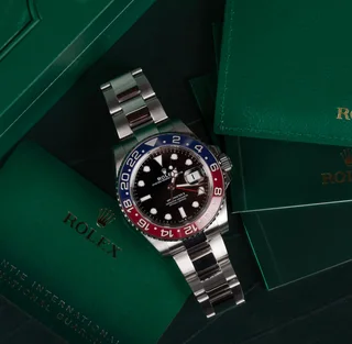Topwatch Rolex GMT-Master II Pepsi 126710BLRO R429,900