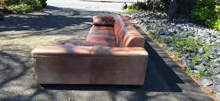 Stylish CORICRAFT Genuine Leather L Shape Couch RightHF Phantom Slope Zambezi Walnut Brown